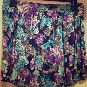 Patterned skirt